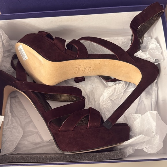Stuart Weitzman heels new in box - Picture 9 of 13